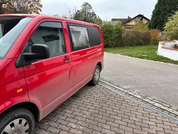 Rot Gebraucht 2004 VW T5 Van | 7.499 €