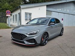 Grau Gebraucht 2021 Hyundai i30 N Performance Limousine | 31.499 € (Etwas zu teuer)