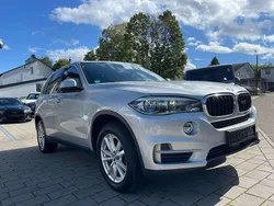 Grau Gebraucht 2017 BMW X5 SUV | 29.900 € (Fairer Preis)