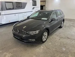 Grau Gebraucht 2021 VW Passat Business Kombi | 12.500 € (Fairer Preis)