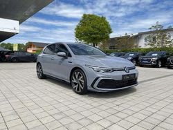 Mondsteingrau Gebraucht 2021 VW Golf VIII R-line Limousine | 20.205 € (Guter Preis)