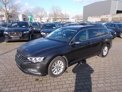 Grau Gebraucht 2020 VW Passat Business Kombi | 19.300 € (Fairer Preis)