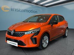 Orange Neu 2025 Renault Clio V Evolution Kleinwagen | 19.999 € (Etwas zu teuer)