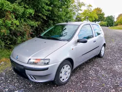 Silber Gebraucht 2003 Fiat Punto Kleinwagen | 1.500 €