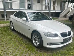 Weiß Gebraucht 2011 BMW 325 Coupé | 10.500 € (Teuer)