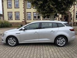 Silber Gebraucht 2020 Renault Mégane GrandTour Business Kombi | 16.580 € (Fairer Preis)