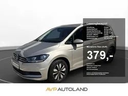 Ivory silver metallic Gebraucht 2023 VW Touran Move Van / Kleinbus | 32.660 € (Guter Preis)