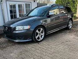 Grau Gebraucht 2011 Volvo V50 R-Design Kombi | 5.850 €
