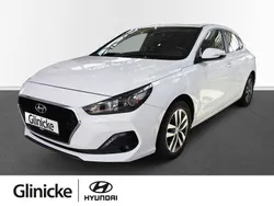 Weiß Gebraucht 2019 Hyundai i30 Style Limousine | 12.490 € (Fairer Preis)