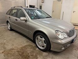 Grau Gebraucht 2004 Mercedes C180 Classic Kombi | 2.290 € (Guter Preis)