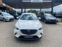 Weiß Gebraucht 2016 Mazda CX-3 Sports-Line SUV | 14.490 € (Fairer Preis)