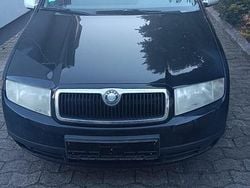 Blau Gebraucht 2004 Skoda Fabia Kleinwagen | 450 € (Superpreis)