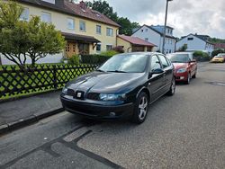 Schwarz Gebraucht 2004 Seat Leon Limousine | 2.200 € (Etwas zu teuer)