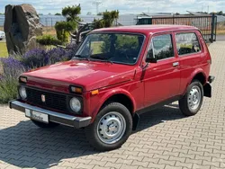 Rot Gebraucht 1991 Lada niva SUV | 12.499 €