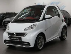 Crystal white Gebraucht 2014 Smart ForTwo Coupé Coupé | 9.980 € (Teuer)