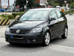 Schwarz Gebraucht 2008 VW Golf Plus Cross Van / Kleinbus | 4.900 € (Fairer Preis)