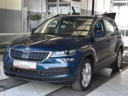Blau Gebraucht 2022 Skoda Karoq Style SUV | 25.700 € (Fairer Preis)