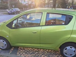 Grün Gebraucht 2012 Chevrolet Spark LA Kleinwagen | 3.500 €