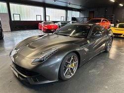 Grau Gebraucht 2013 Ferrari F12 Coupé | 196.600 € (Superpreis)