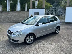 Silber Gebraucht 2005 VW Polo Comfortline Kleinwagen | 3.500 € (Etwas zu teuer)
