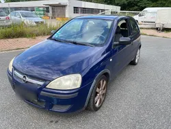Blau Gebraucht 2004 Opel Corsa Kleinwagen | 400 € (Guter Preis)