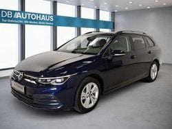 Blau Gebraucht 2024 VW Golf VIII Life Kombi | 23.690 € (Guter Preis)