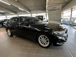 Black sapphire Gebraucht 2022 BMW 318 Shadowline Kombi | 24.999 € (Fairer Preis)