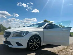Weiß Gebraucht 2016 Mercedes CLA200 Kombi | 15.999 € (Guter Preis)