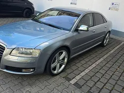 Silber Gebraucht 2009 Audi A8 Performance Limousine | 14.500 €