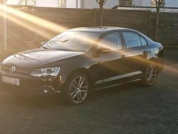 Schwarz Gebraucht 2012 VW Jetta Limousine | 9.099 € (Fairer Preis)