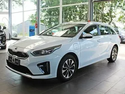 Weiß Gebraucht 2021 Kia Ceed Kombi | 19.490 € (Fairer Preis)