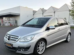 Silber Gebraucht 2009 Mercedes B200 Van / Kleinbus | 7.990 € (Fairer Preis)