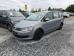 Grau Gebraucht 2012 VW Sharan Trendline Van / Kleinbus | 7.900 € (Superpreis)