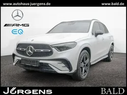 Weiss unilack polarweiss Gebraucht 2025 Mercedes GLC220 AMG SUV | 63.880 €
