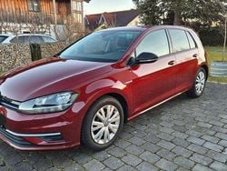 Rot Gebraucht 2019 VW Golf VII IQ Drive Limousine | 16.900 € (Fairer Preis)
