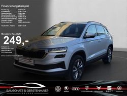 Weiss Gebraucht 2022 Skoda Karoq Style SUV | 22.910 € (Guter Preis)