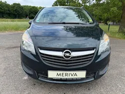 Grün Gebraucht 2014 Opel Meriva Selection Van / Kleinbus | 6.990 € (Fairer Preis)