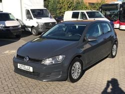 Grau Gebraucht 2016 VW Golf VII Trendline Limousine | 8.599 € (Superpreis)