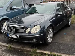 Blau Gebraucht 2004 Mercedes E280 Limousine | 1.800 € (Superpreis)