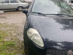 Blau Gebraucht 2009 Fiat Grande Punto Dynamic Kleinwagen | 1.390 € (Fairer Preis)