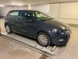 Grau Gebraucht 2016 VW Polo Trendline Kleinwagen | 7.200 € (Guter Preis)