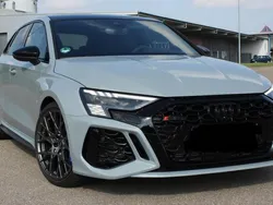 Grau Gebraucht 2023 Audi RS3 Sportback Performance Kleinwagen | 68.999 € (Superpreis)