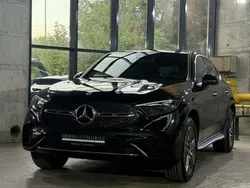 Mercedes GLC300e