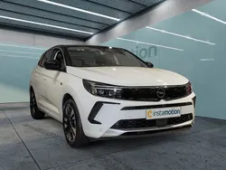 Weiß Gebraucht 2023 Opel Grandland X Elegance SUV | 28.699 € (Etwas zu teuer)