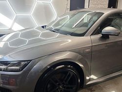 Grau Gebraucht 2016 Audi TT Ambiente Coupé | 23.000 € (Guter Preis)