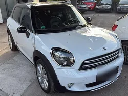 Weiß Gebraucht 2014 Mini Cooper D Countryman SUV | 8.900 € (Guter Preis)