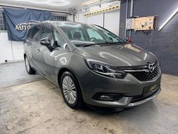 Grau Gebraucht 2017 Opel Zafira Business Edition Van / Kleinbus | 9.450 € (Guter Preis)