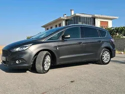 Grau Gebraucht 2017 Ford S-MAX S Van / Kleinbus | 19.500 € (Etwas zu teuer)