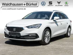 Weiß Gebraucht 2021 Seat Leon XCELLENCE Limousine | 21.500 € (Etwas zu teuer)