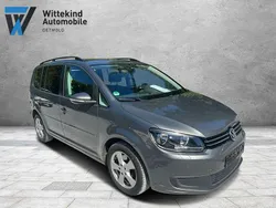 Grau Gebraucht 2014 VW Touran Comfortline Van / Kleinbus | 7.999 € (Guter Preis)